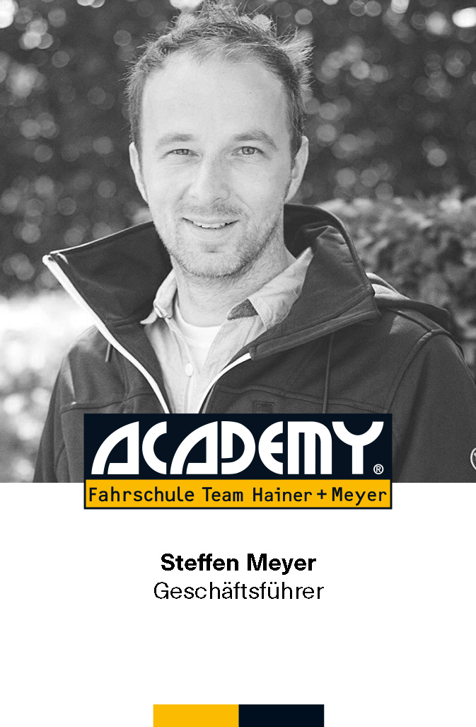 ACADEMY Fahrschule - de.academy.fahrschulen.model.instructor.Instructor@a2d1