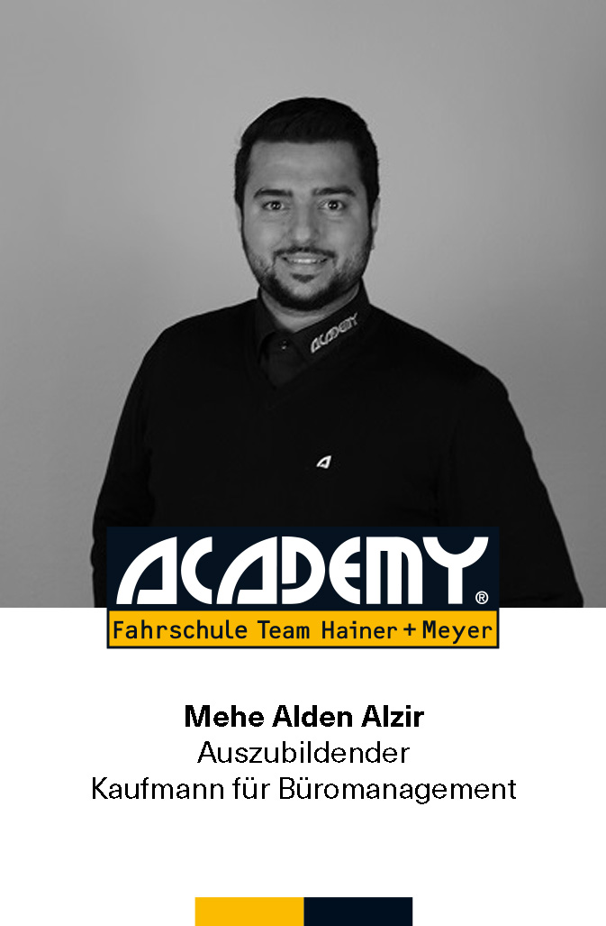 ACADEMY Fahrschule - de.academy.fahrschulen.model.instructor.Instructor@b596